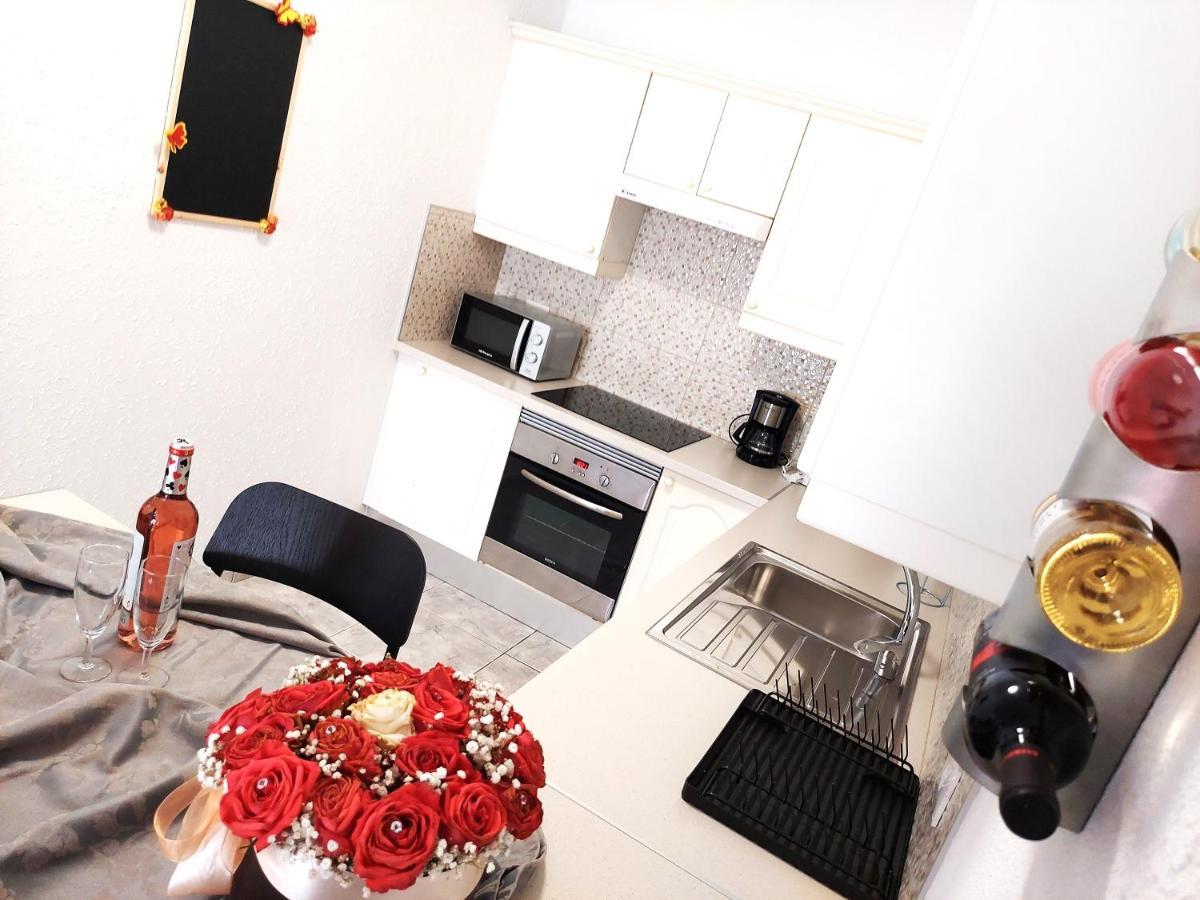 Blanca New Apartment 2 Bedrooms 아데제 외부 사진