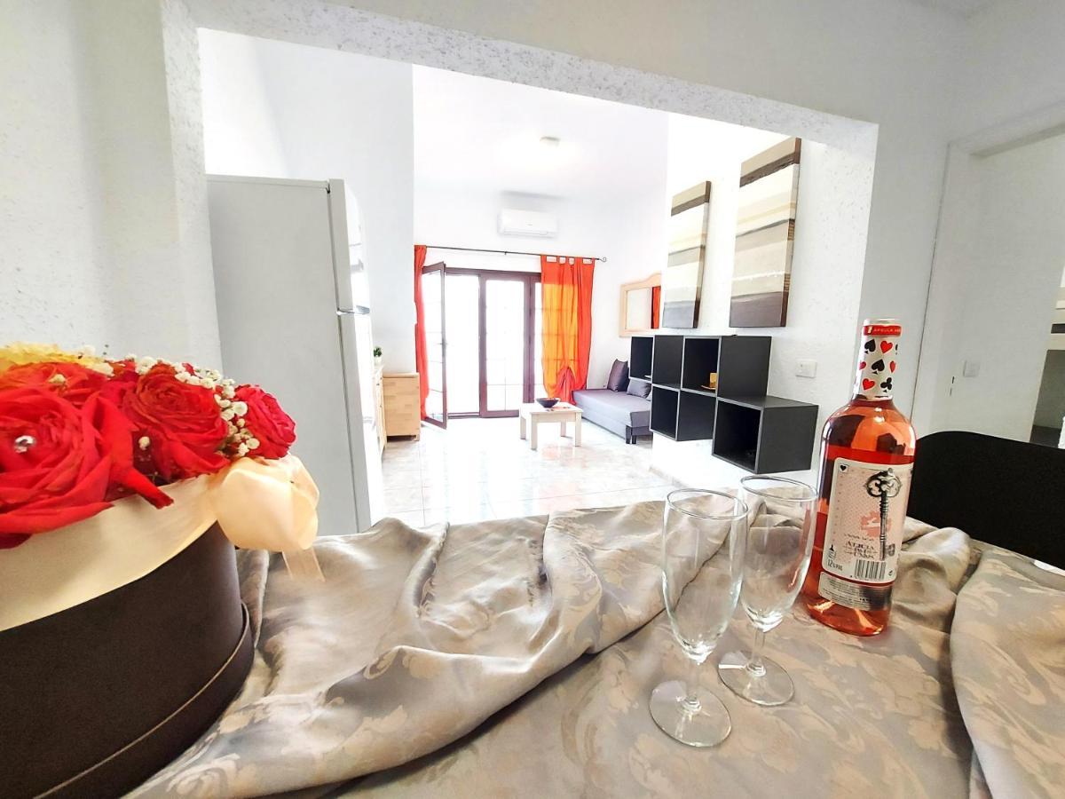 Blanca New Apartment 2 Bedrooms 아데제 외부 사진